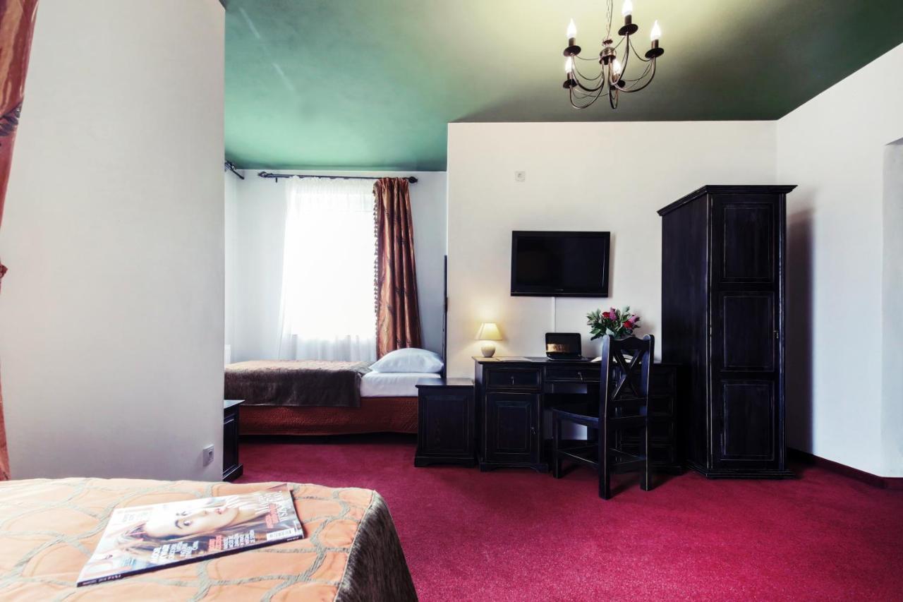 Hotel Kasztel Rzezawa Exteriér fotografie