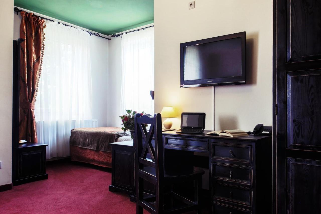Hotel Kasztel Rzezawa Exteriér fotografie