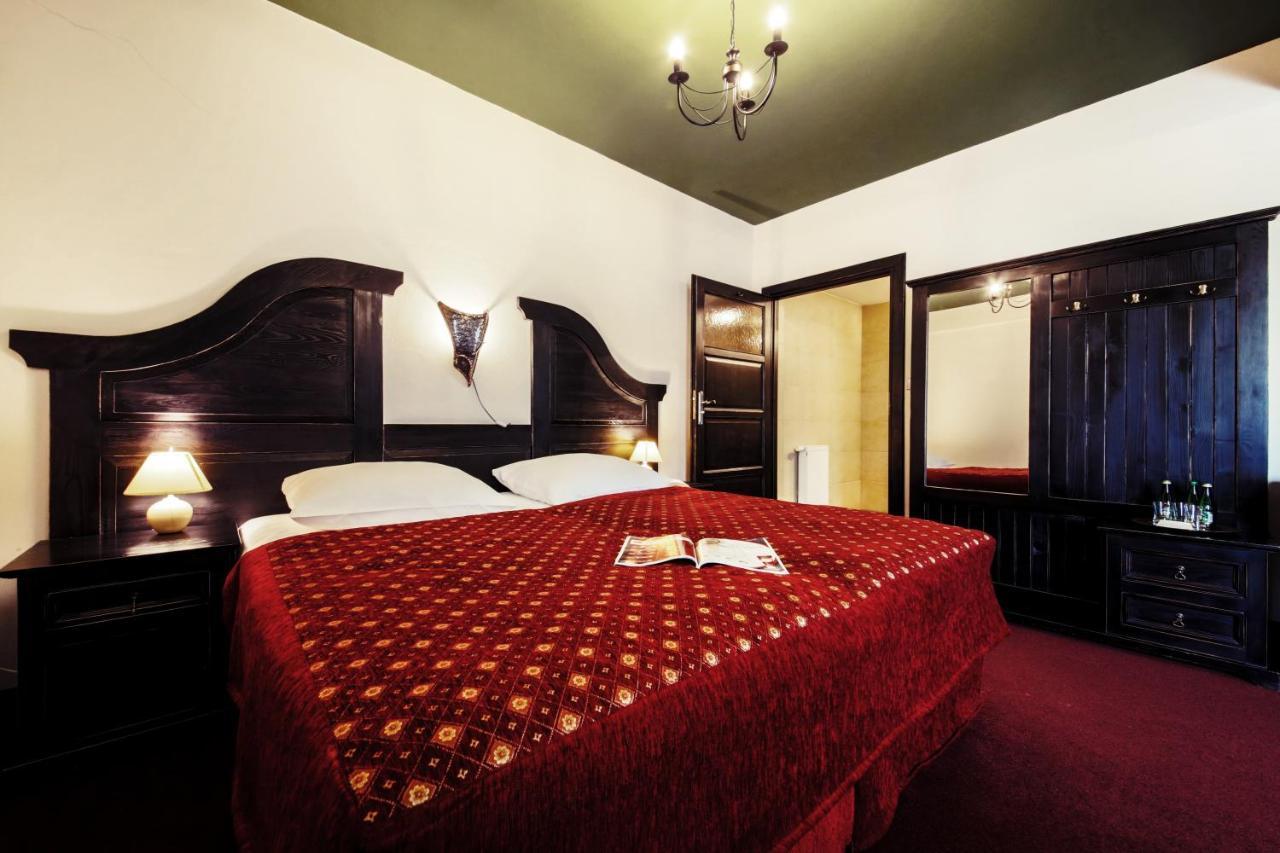 Hotel Kasztel Rzezawa Exteriér fotografie