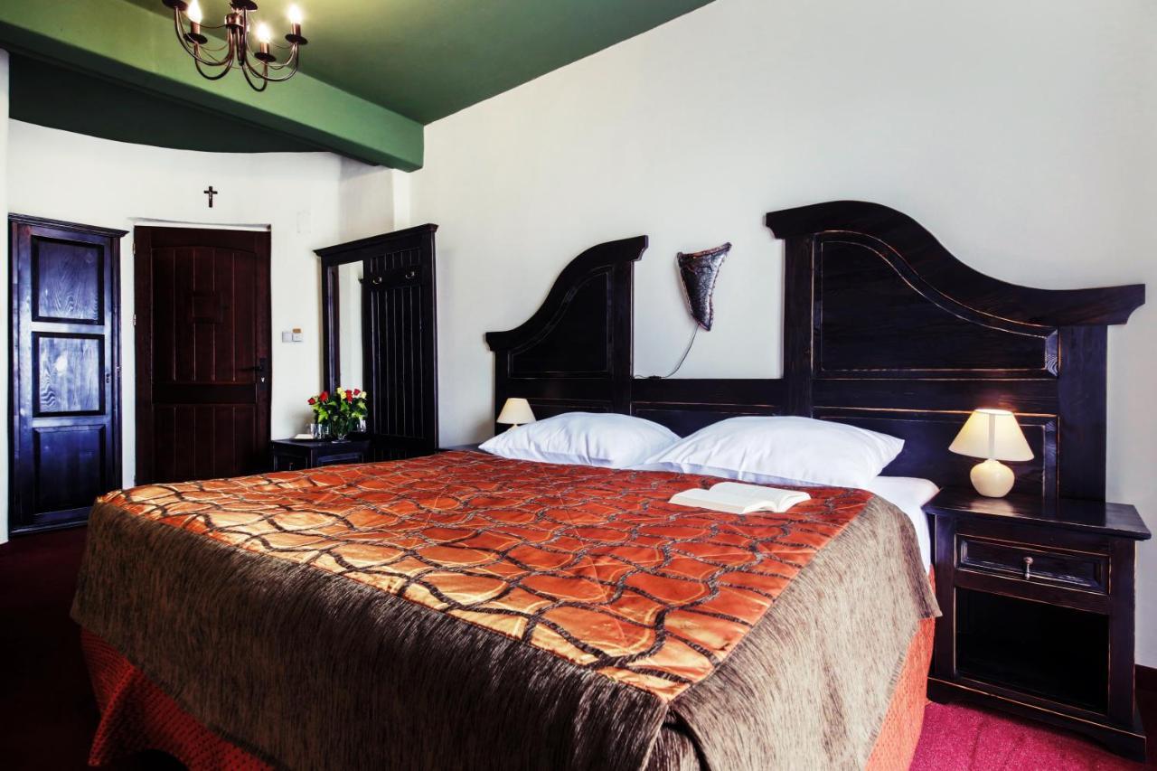 Hotel Kasztel Rzezawa Exteriér fotografie