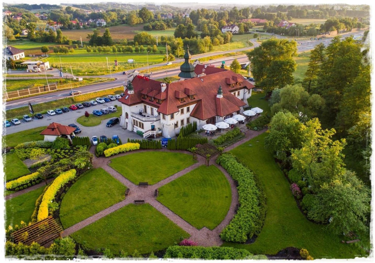 Hotel Kasztel Rzezawa Exteriér fotografie