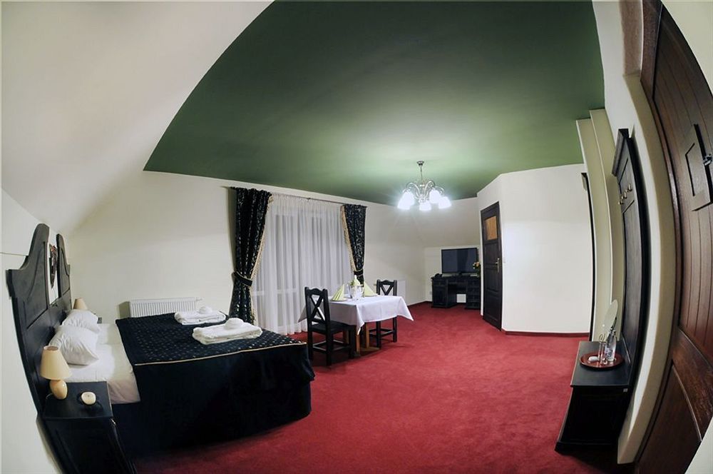 Hotel Kasztel Rzezawa Exteriér fotografie