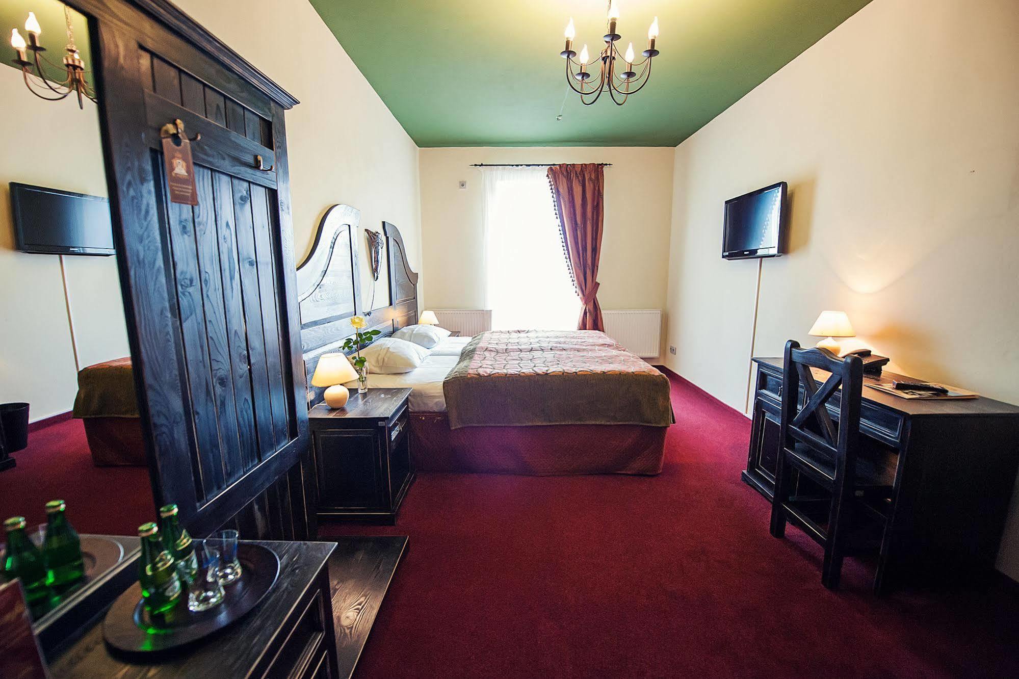 Hotel Kasztel Rzezawa Exteriér fotografie